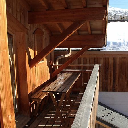 Cosy 4 Bedroom Chalet With Hot Tub Saint-Marcel  Exterior photo