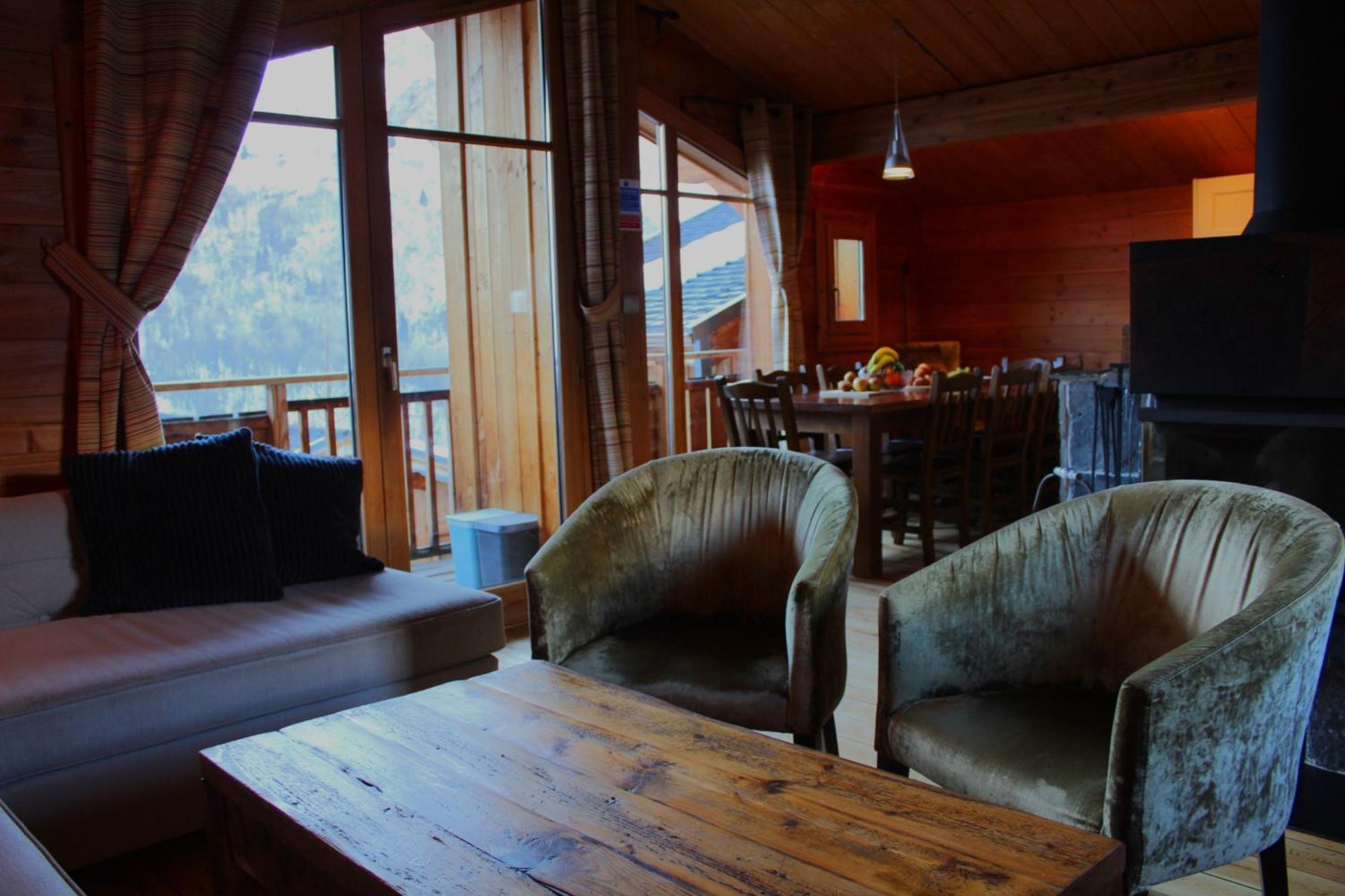 Cosy 4 Bedroom Chalet With Hot Tub Saint-Marcel  Exterior photo