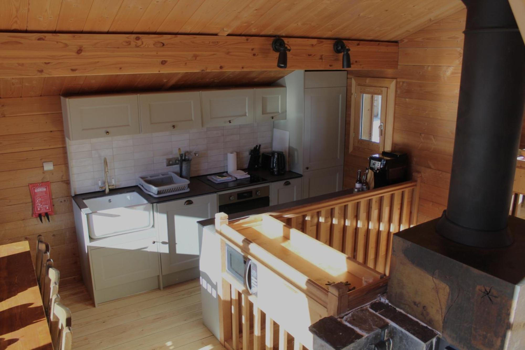 Cosy 4 Bedroom Chalet With Hot Tub Saint-Marcel  Exterior photo